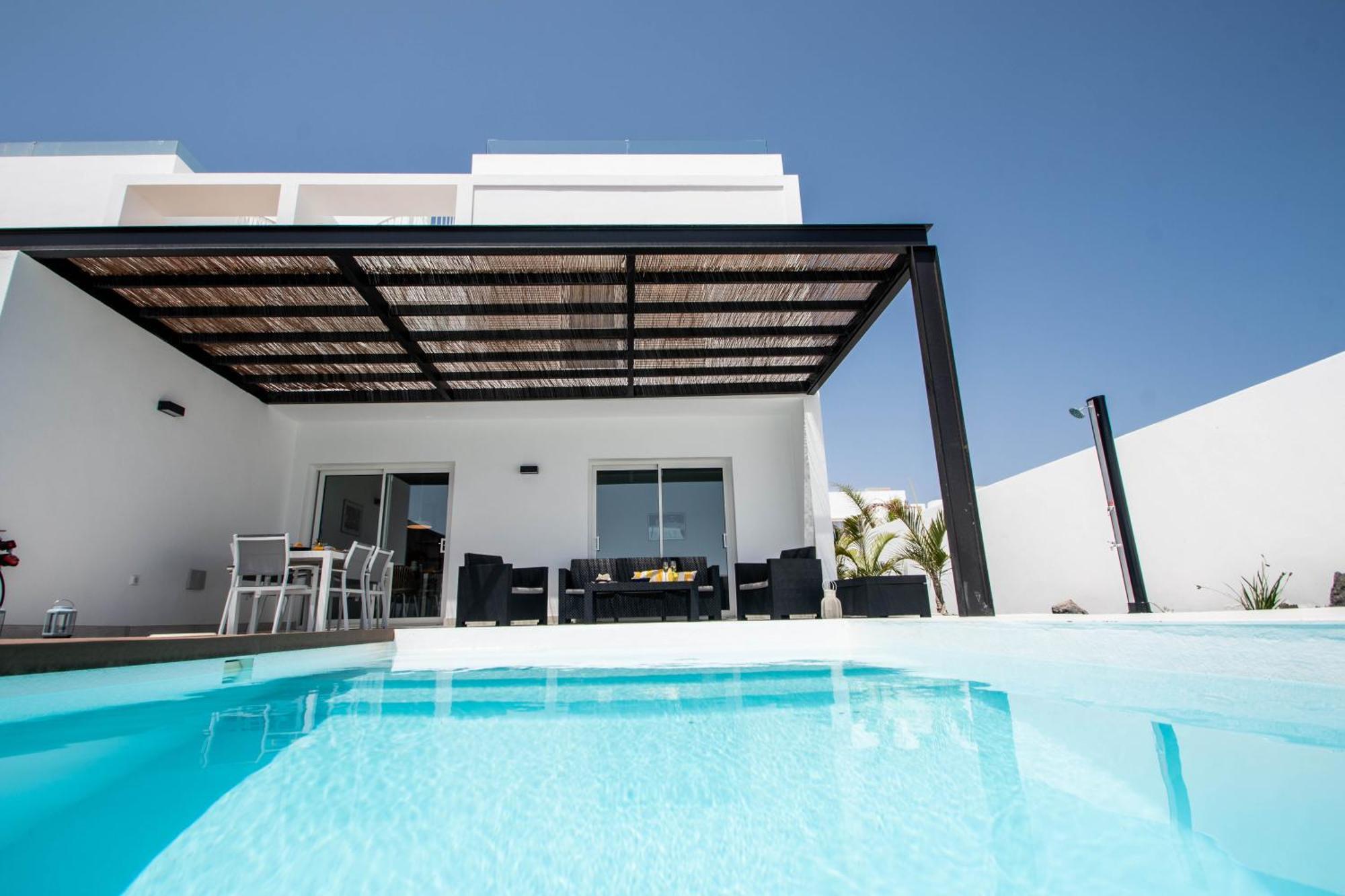Serena Villa 38 - Heated Pool, Sea Views, Ac, High Speed Internet Playa Blanca  Exterior foto