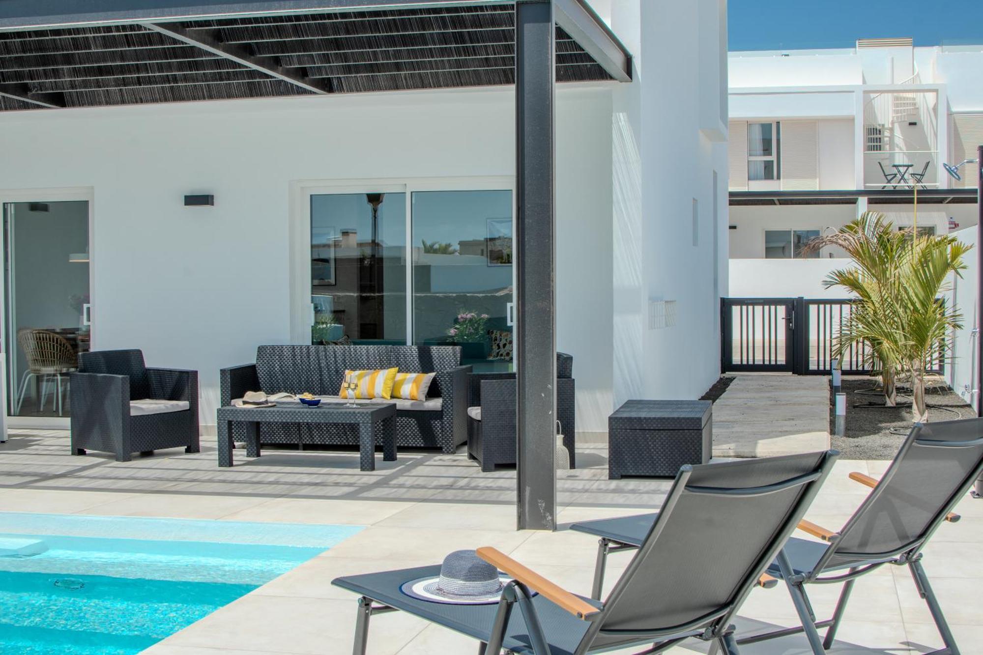 Serena Villa 38 - Heated Pool, Sea Views, Ac, High Speed Internet Playa Blanca  Exterior foto